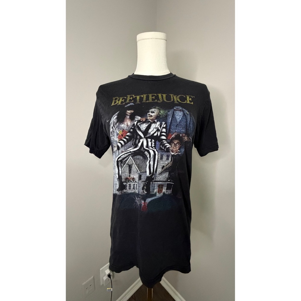 Beetlejuice Graphic T-Shirt Black Movie Poster Art Cotton Small Warner Bros SZ S